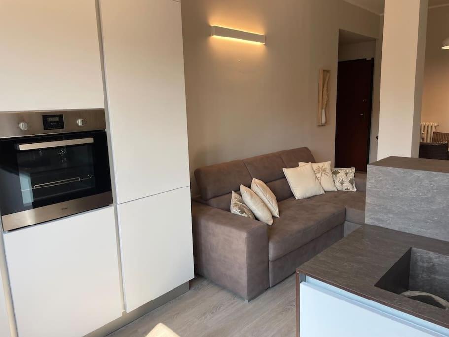 Suite De Rolandis Cin Itoo5Oo5C22Cdbezny Asti Exteriör bild